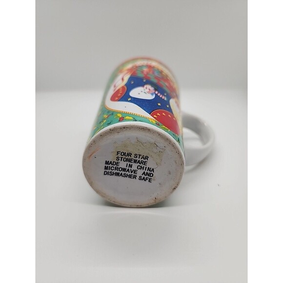 Four Star CHRISTMAS Stoneware Stocking Gifts Tall 6" 16 oz MUG - Picture 4 of 4